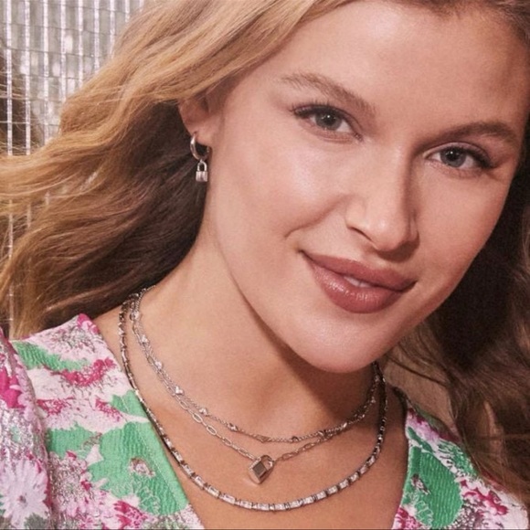 ~Kendra Scott ~Jess Lock chain~ - Picture 3 of 3